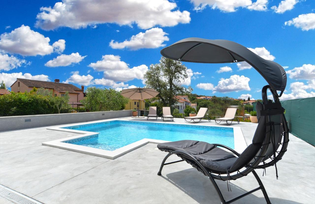 House Dragan 1231 Villa พูลา ภายนอก รูปภาพ