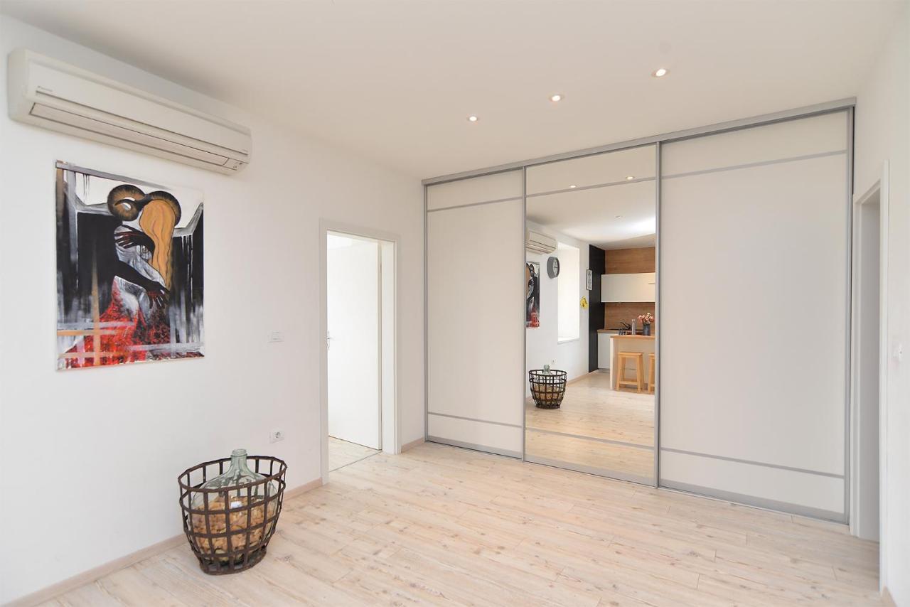House Dragan 1231 Villa พูลา ภายนอก รูปภาพ