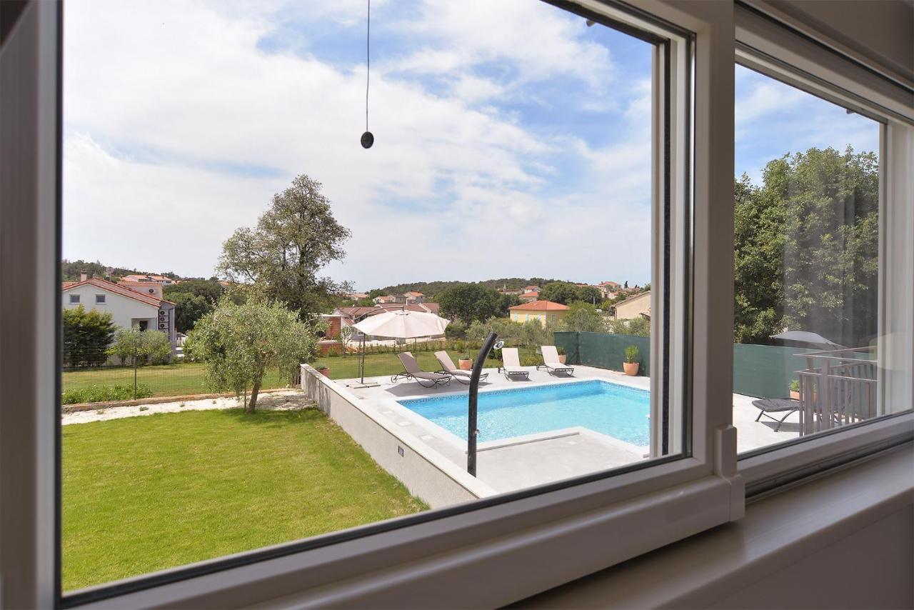 House Dragan 1231 Villa พูลา ภายนอก รูปภาพ