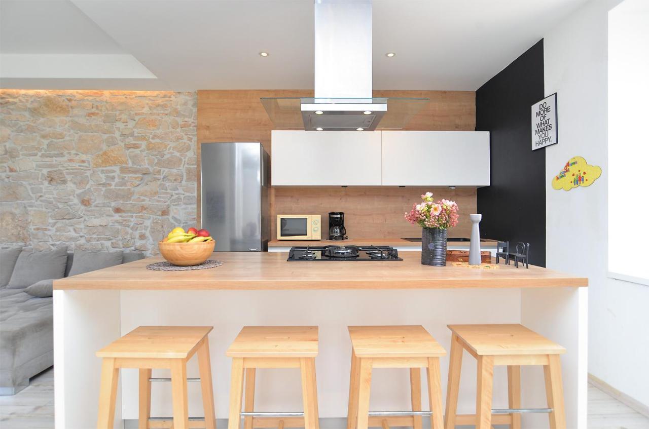 House Dragan 1231 Villa พูลา ภายนอก รูปภาพ