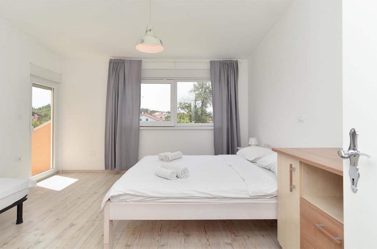 House Dragan 1231 Villa พูลา ภายนอก รูปภาพ