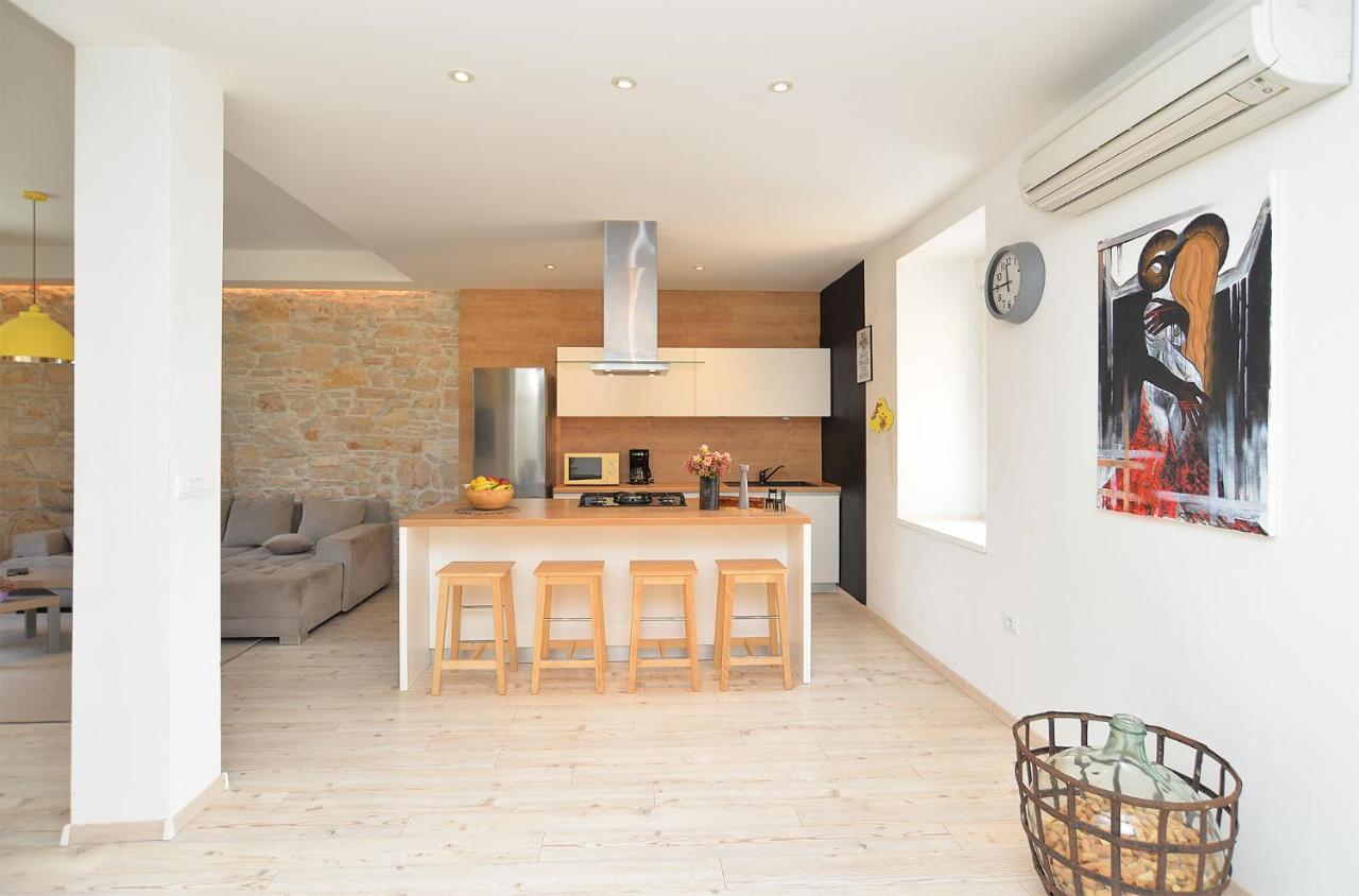 House Dragan 1231 Villa พูลา ภายนอก รูปภาพ