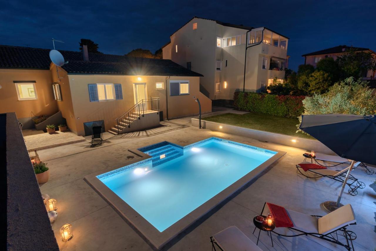 House Dragan 1231 Villa พูลา ภายนอก รูปภาพ